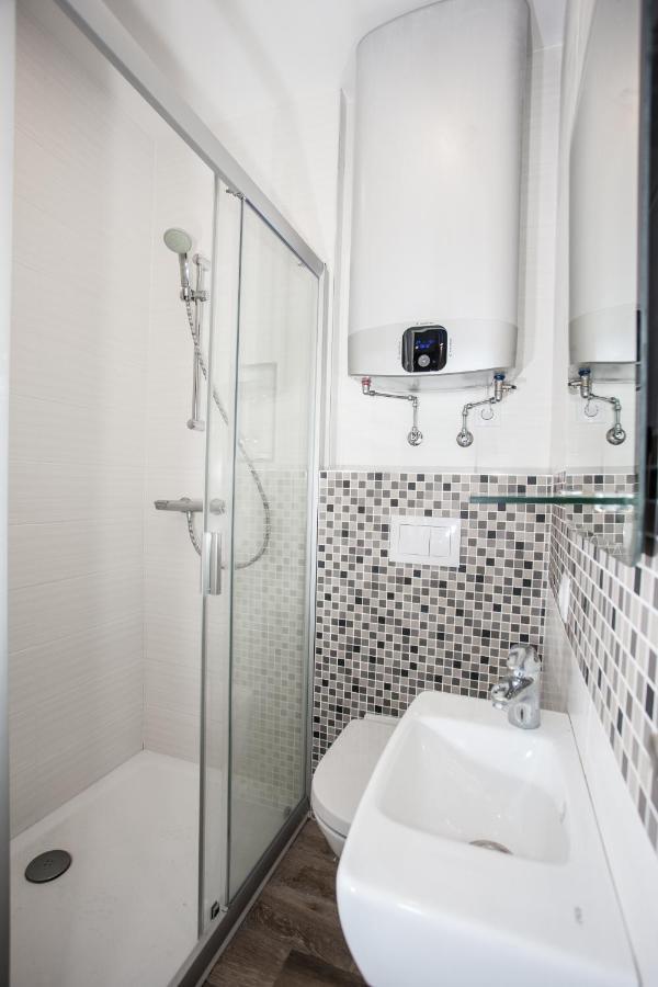 Chaka Apartments Riga Ngoại thất bức ảnh
